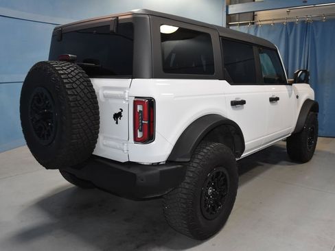 Used 2022 Ford Bronco Wildtrak image 25