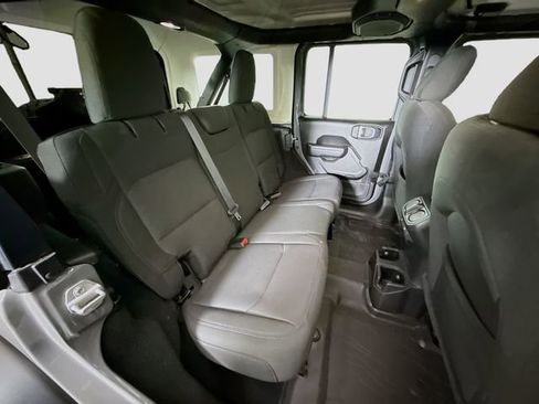 Used 2023 Jeep Wrangler Willys image 24