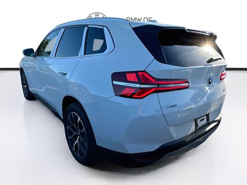 New 2026 BMW X3 xDrive30i w/ Premium Package AWD/4WD image 3