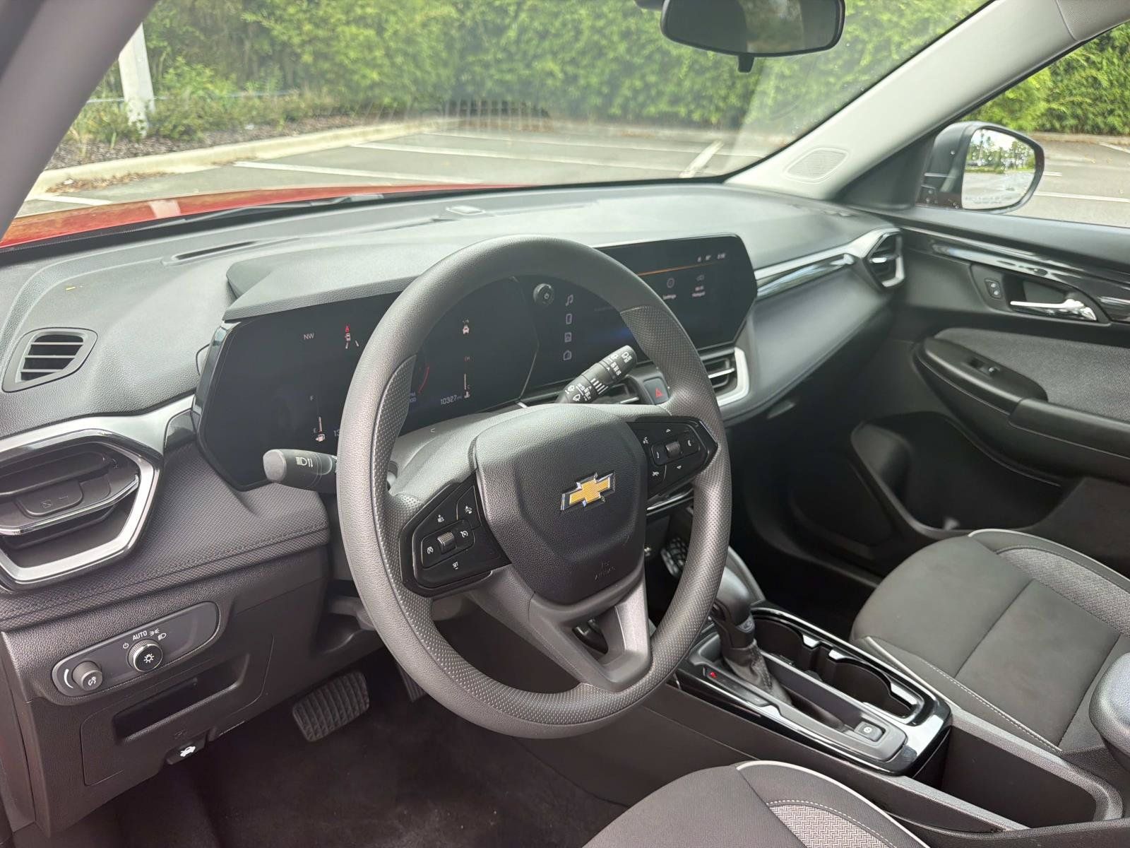 Used 2026 Chevrolet TrailBlazer LS w/ LS Convenience Package FWD image 21