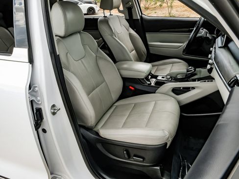 Used 2022 Kia Telluride EX w/ EX Premium Package FWD image 36