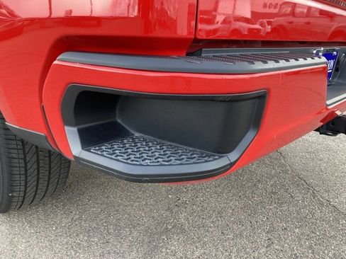 Used 2022 Chevrolet Silverado 1500 Custom image 9