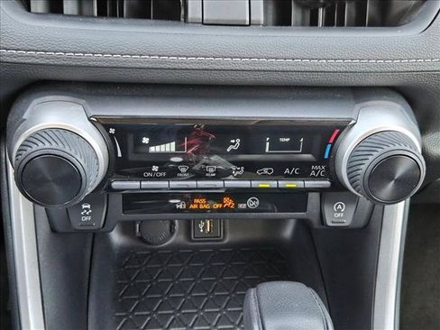 Used 2024 Toyota RAV4 LE FWD image 15