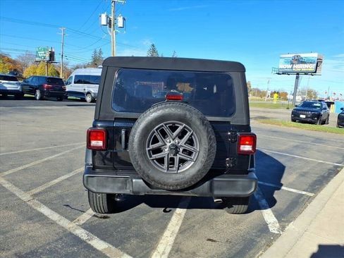 Certified 2024 Jeep Wrangler Sport S image 4