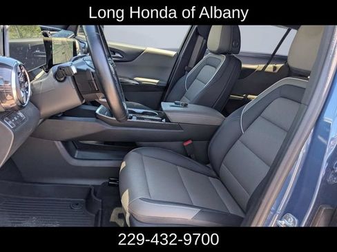 Used 2026 Chevrolet Equinox LT w/ Convenience Package II AWD/4WD image 14