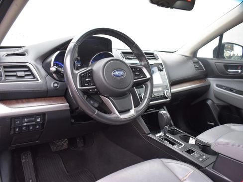 Used 2019 Subaru Outback 3.6R Limited AWD/4WD image 43
