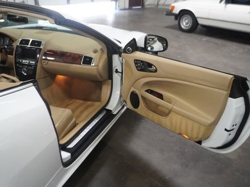 Used 2012 Jaguar XK Convertible image 26