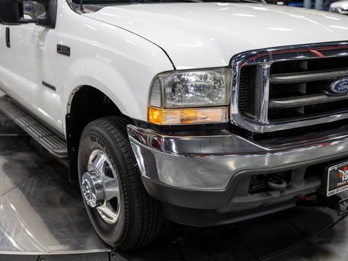 Used 2002 Ford F350 Lariat image 25