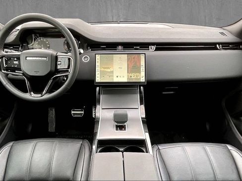 Certified 2025 Land Rover Range Rover Evoque Dynamic SE AWD/4WD image 7
