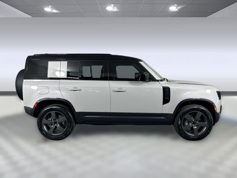 Used 2026 Land Rover Defender 110 S AWD/4WD image 7