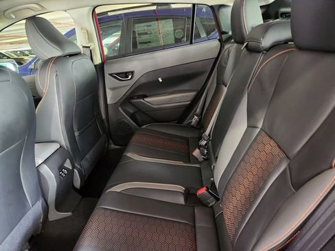 New 2025 Subaru Crosstrek 2.5i Limited image 9