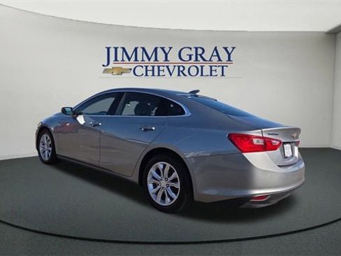 Used 2024 Chevrolet Malibu LT image 5