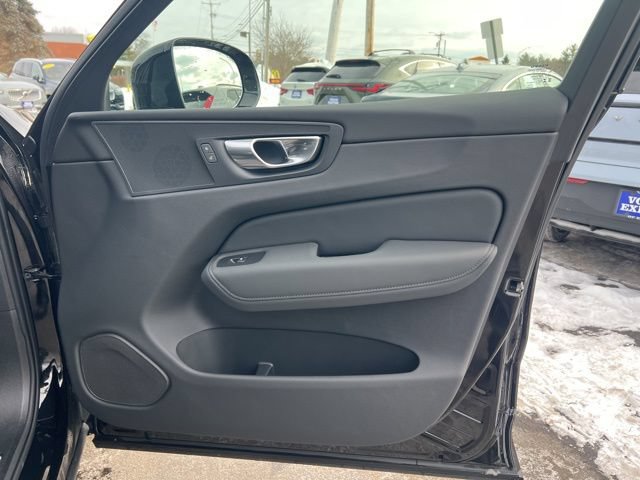 New 2026 Volvo XC60 B5 Plus w/ Protection Package Premier AWD/4WD image 13