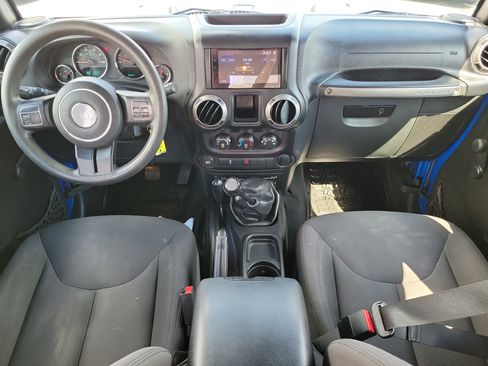 Used 2016 Jeep Wrangler Unlimited Sport AWD/4WD image 8