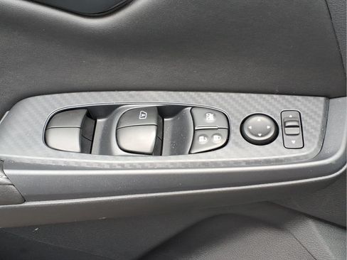 Certified 2025 Nissan Sentra S FWD image 24
