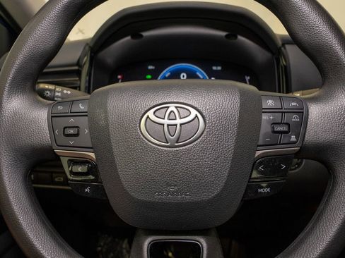 Certified 2025 Toyota Camry LE image 17