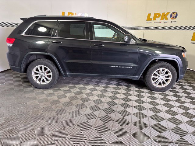 Used 2016 Jeep Grand Cherokee Laredo w/ Quick Order Package 23E AWD/4WD image 2