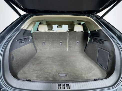 Used 2020 Lincoln Nautilus Standard w/ Equipment Group 101A image 30