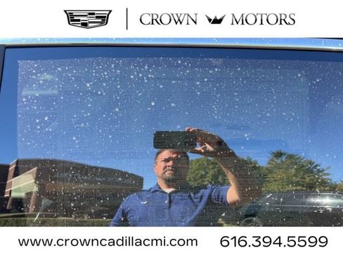 Used 2025 Cadillac XT6 Premium Luxury w/ LPO, Floor Liner Package image 8