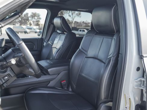 Used 2021 RAM 2500 Limited image 12