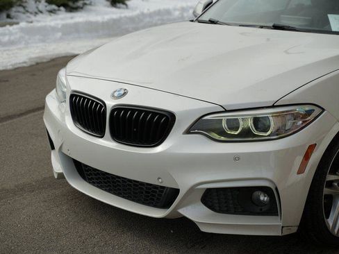 Used 2017 BMW 230i Convertible image 15
