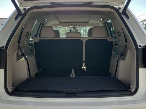 Certified 2026 Volkswagen Atlas SE FWD image 14