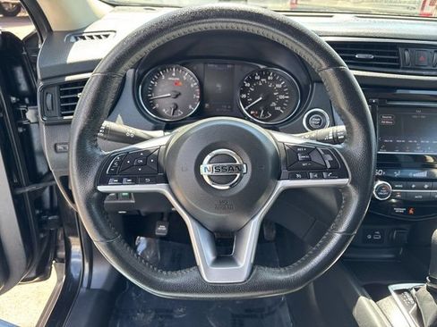 Used 2019 Nissan Rogue SV AWD/4WD image 20