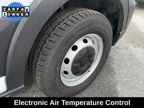 Used 2025 Ford Transit 250 148 High Roof image 8