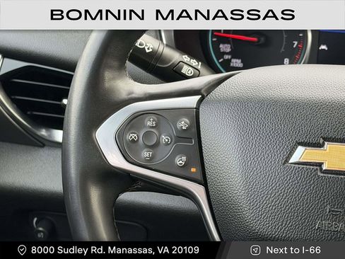 Used 2023 Chevrolet Traverse LT image 21