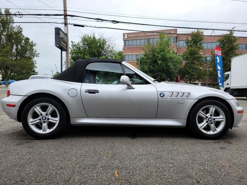 Used 2000 BMW Z3 2.5i image 12