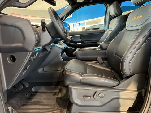 New 2025 Ford Expedition Tremor image 28