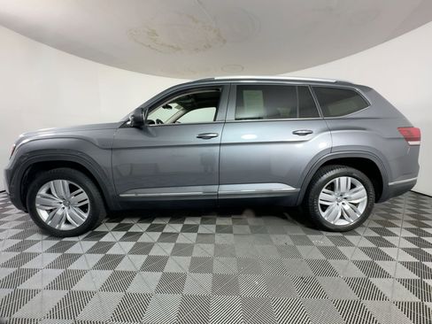 Used 2019 Volkswagen Atlas SEL image 2