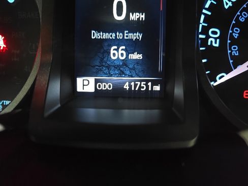 Used 2023 Toyota Tacoma TRD Sport image 22