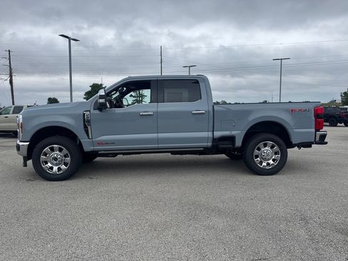 New 2026 Ford F250 4x4 Crew Cab Super Duty image 3