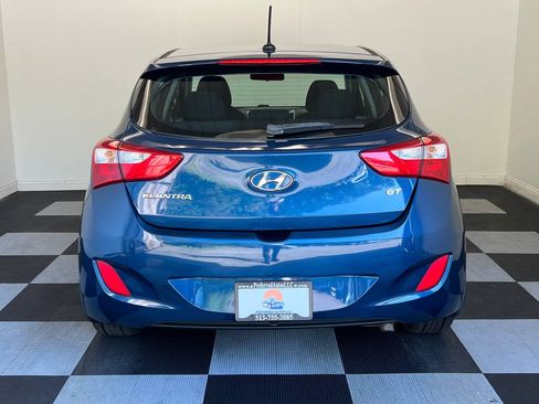 Used 2016 Hyundai Elantra GT image 5