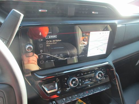 Certified 2024 GMC Sierra 2500 AT4 w/ AT4 Premium Plus Package image 33