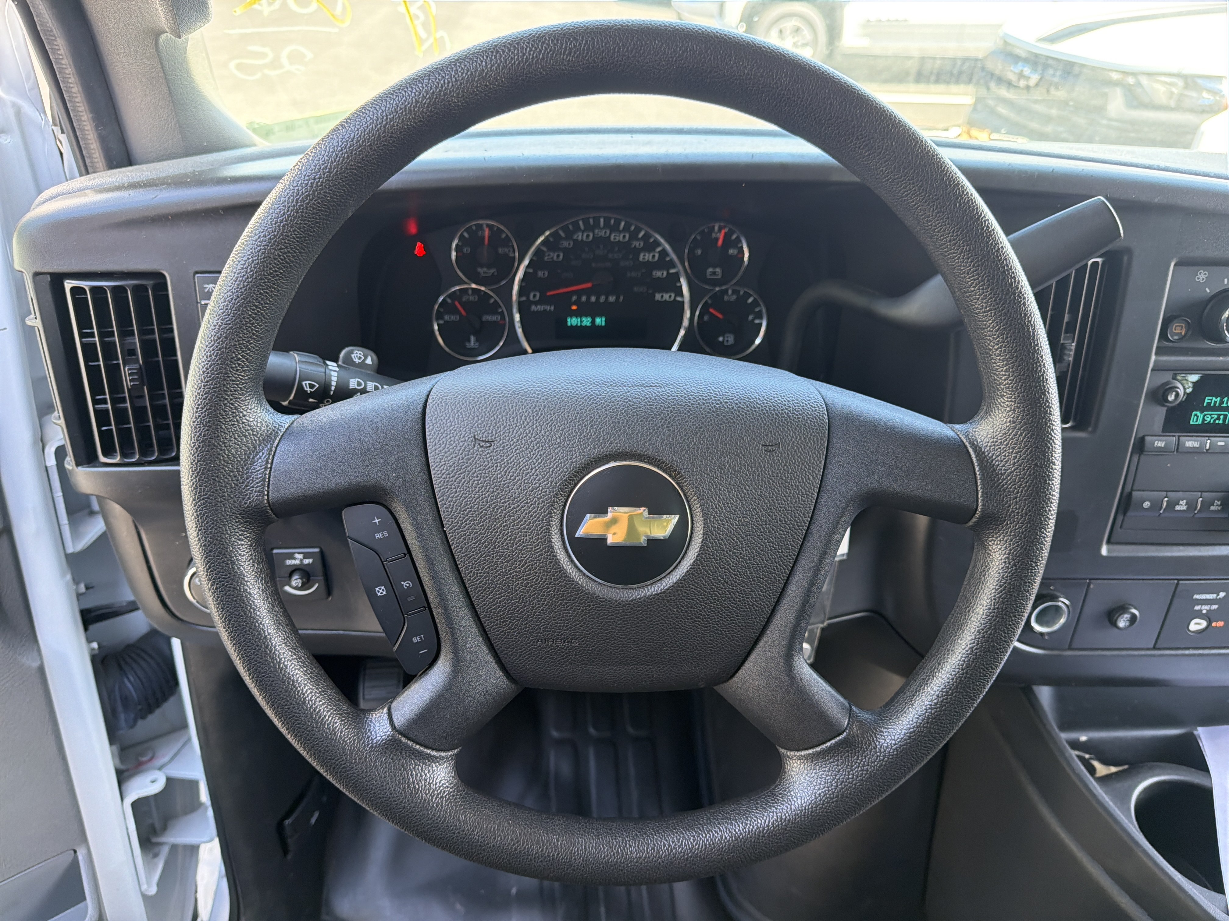 Used 2025 Chevrolet Express 2500 w/ Driver Convenience Package RWD image 18