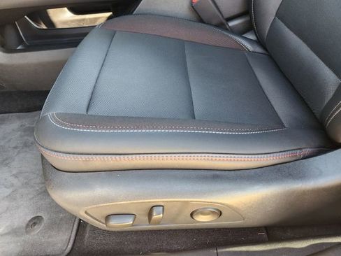 New 2025 Chevrolet Equinox EV RS image 19