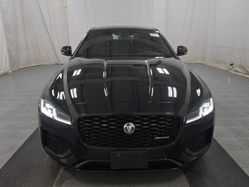 Used 2024 Jaguar XF R-Dynamic SE AWD/4WD image 2