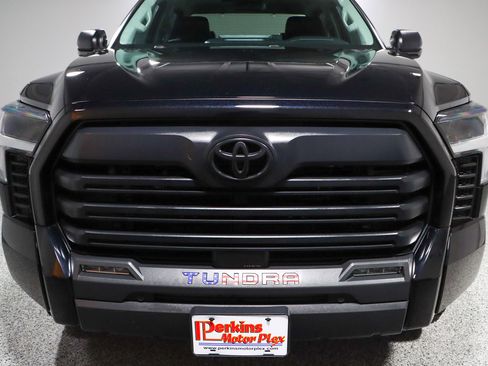Used 2023 Toyota Tundra SR5 w/ SR5 Premium Package image 5
