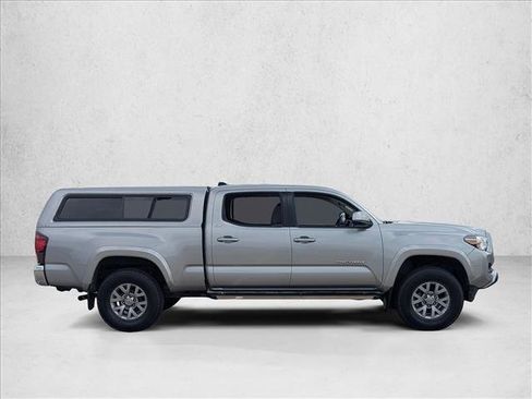 Used 2019 Toyota Tacoma SR5 image 4