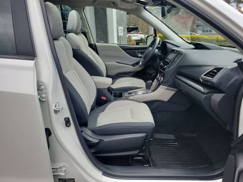 Used 2023 Subaru Forester Premium image 27