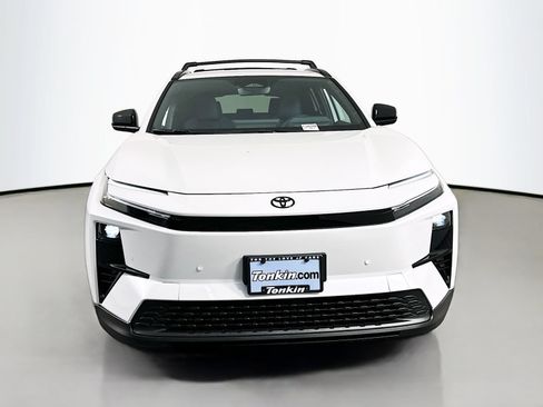 New 2026 Toyota C-HR AWD/4WD image 2