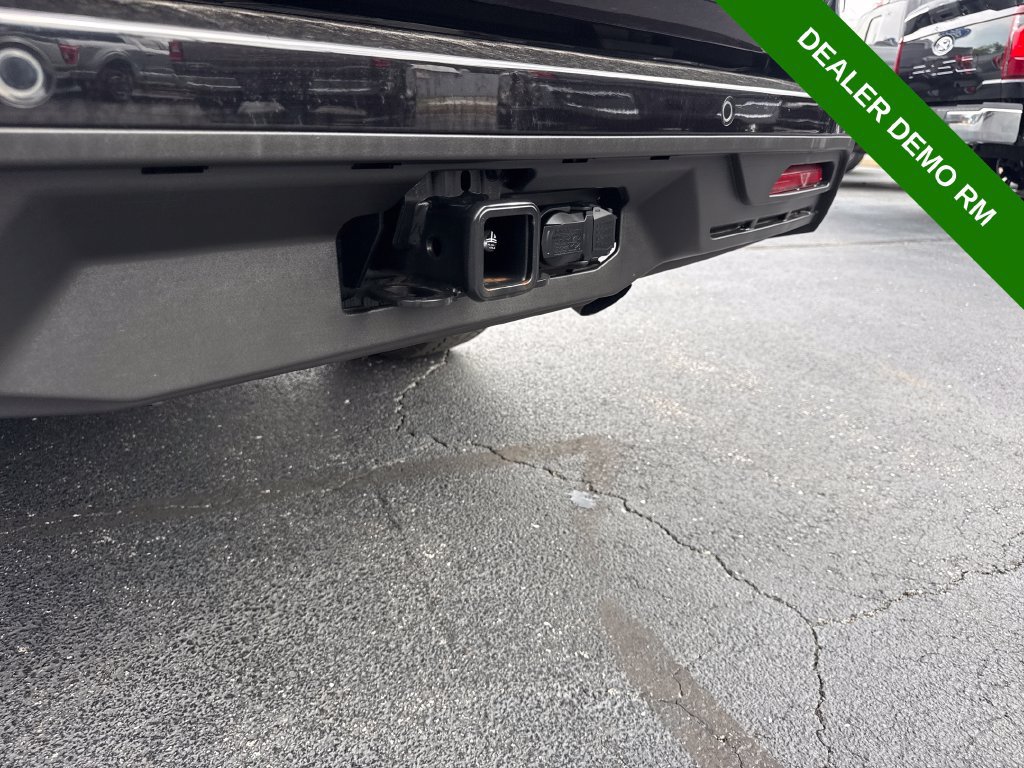 Used 2025 Ford Expedition Max Active AWD/4WD image 10