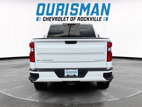 Used 2022 Chevrolet Silverado 1500 Custom w/ Safety Confidence Package image 5