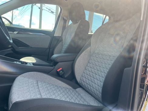 New 2025 Volkswagen Tiguan S image 6