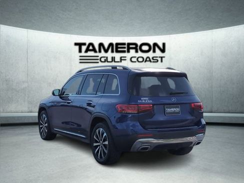 Used 2022 Mercedes-Benz GLB 250 image 3