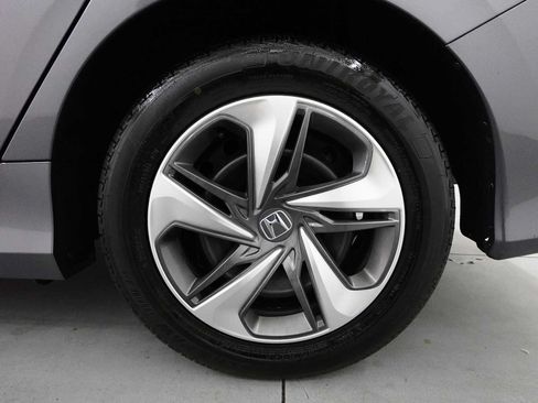 Used 2019 Honda Civic LX image 9