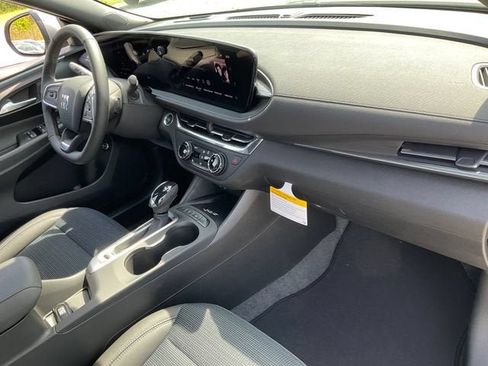 New 2026 Buick Envista Sport Touring w/ Convenience I Package FWD image 20