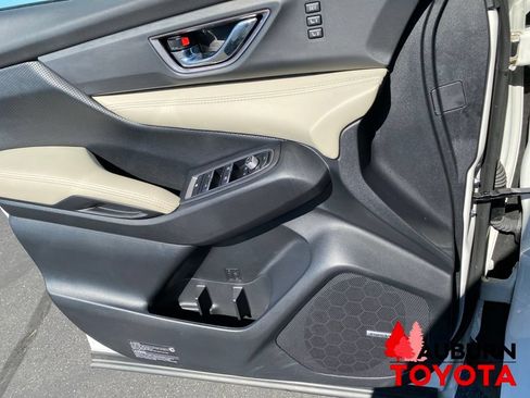 Used 2025 Subaru Ascent Limited AWD/4WD image 41